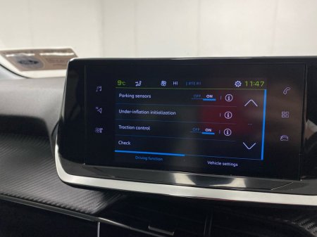 2022 Peugeot 208 - thumbnail 18