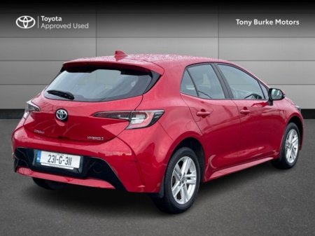 2023 Toyota Corolla Hatchback 5dr Hybrid - Luna Edition - SPECIAL OFFER UNIT - 1.8 Automatic - 1 Owner // Remote Central Locking // Front Electric Windows // Rear Electric Windows // Electric Mirrors // Heated Mirrors €24,899