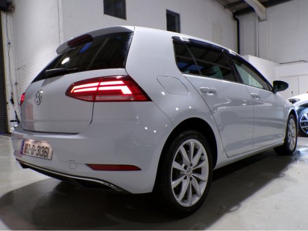 2018 Volkswagen Golf *2018*14,000 MILES*AUTO*VW GOLF MARK 7.5*COLOUR CAMERA*SAT-NAV*APPLE-CARPLAY*ANDROID AUTO*UP-GRADED VW ALLOYS*XL MEDIA*FLAT-BOTTOM SPORT STEERING WHEEL WITH ADAPTIVE CRUISE CONTROL**RADAR ASSIST €18,900 thumbnail