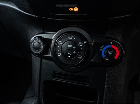 2014 Ford Fiesta 2014 Ford Fiesta 1.25/New NCT/Irish/Warranty €6,888 thumbnail