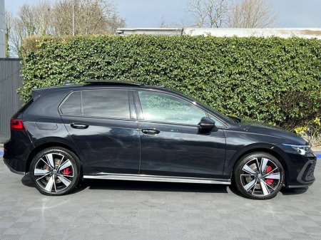 2023 Volkswagen Golf - thumbnail 4