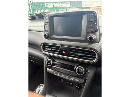 2018 Hyundai Kona KAUAI 2WD EXECUTIVE 5DR €13,950 thumbnail