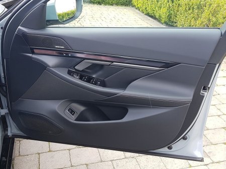 2026 BMW 5 Series - thumbnail 21