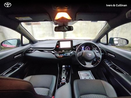 2023 Toyota C-HR C-HR HYBRID SPORT €30,990 thumbnail