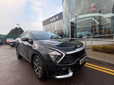 2022 Kia Sportage Manual 5DR, Touch Screen Infotainment System, Reversing Camera, Bluetooth, Sat nav, Multi-Function Steering Wheel thumbnail