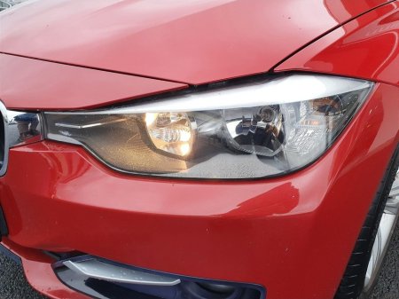 2015 BMW 3 Series 316D SPORT €15,995 thumbnail