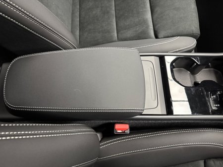 2026 Volvo EX40 - thumbnail 15