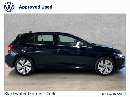 2022 Volkswagen Golf 1.5TSI 130BHP 5DR STYLE €28,995 thumbnail