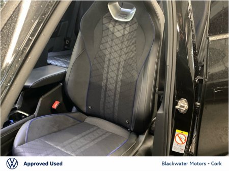 2025 Volkswagen Tiguan - thumbnail 24