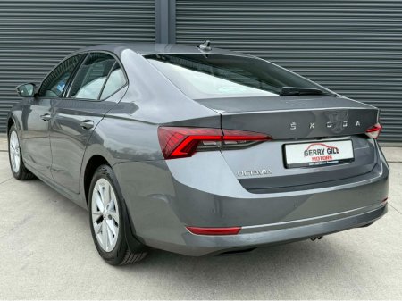2024 Skoda Octavia - thumbnail 4