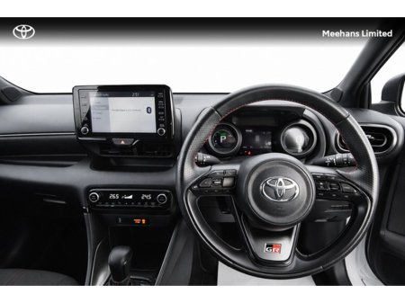 2023 Toyota Yaris - thumbnail 10