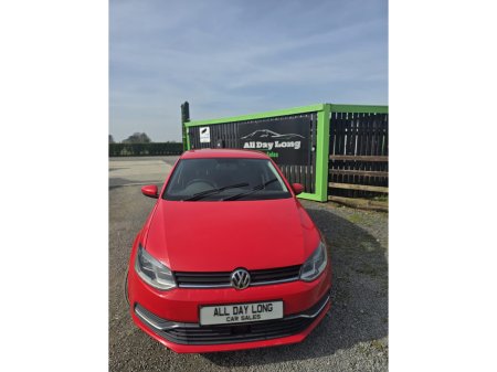 2016 Volkswagen Polo - €11,900
