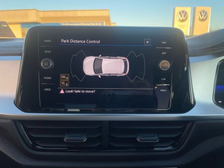 2022 Volkswagen T-Roc 2.0 TDI 116HP Life €25,475 thumbnail