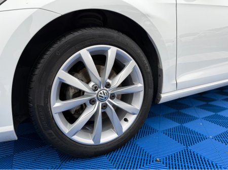 2018 Volkswagen Golf HIGHLINE - 1.2 PETROL - AUTO - 12M WARRANTY - CAR: 1624 €14,950 thumbnail