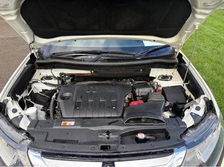 2017 Mitsubishi Outlander 4WD COMMERCIAL 4DR thumbnail