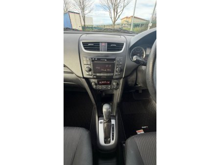 2012 Suzuki Swift - thumbnail 13