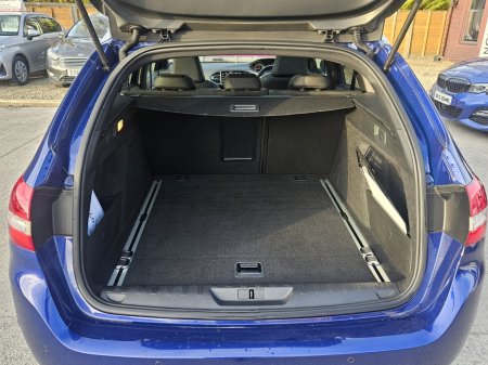 2016 Peugeot 308 - thumbnail 32