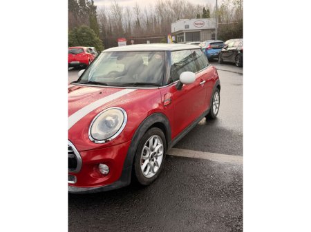 2014 MINI Hatch Cooper Auto €10,499 thumbnail