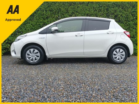 2019 Toyota Yaris 1.5 PETROL HYBRID AUTOMATIC ONLY 53,817kms JUST FULLY SERVICED INCLUDING 4 NEW TYRES 2 YEARS NCT 1 YEAR ROAD TAX HIGH SPEC CAR REVERSE CAMERA LARGE TOUCHSCREEN MULTIMEDIA SYSTEM PARKING SENSORS €17,949 thumbnail