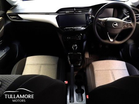 2025 Opel Corsa Elegance 1.2i (75PS) S/S 5 Speed €24,700