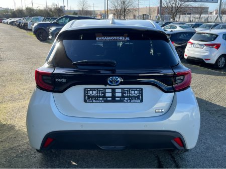 2020 Toyota Yaris - thumbnail 7