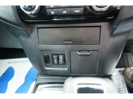 2015 Mitsubishi Pajero LWB N1 5-ST AT N 4DR A AUTO €22,000 thumbnail