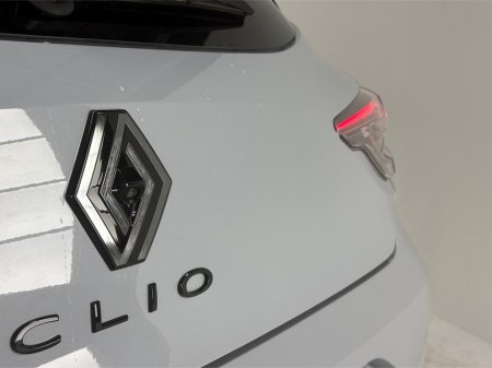 2025 Renault Clio ESPRIT ALPINE TCE90**HEATED MULTIFUNCTIONAL STEERING WHEEL**HEATED HALF LEATHER SPORT SEATS**DIGITAL DASH**TOUCH SCREEN APPLE CAR PLAY**DRIVE MODES**17" BLACK ALLOYS**ISOFIX**FINANCE AVAILABLE thumbnail