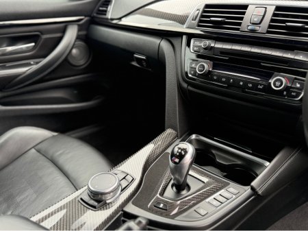 2015 BMW M4 - thumbnail 15