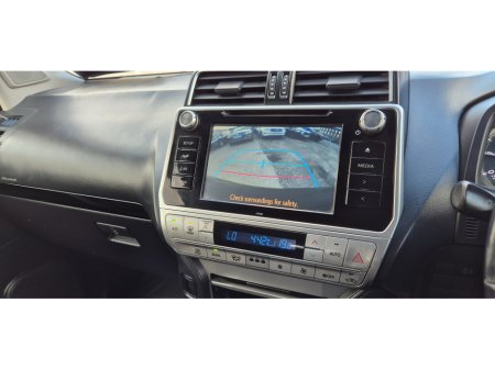 2020 Toyota Landcruiser - thumbnail 10