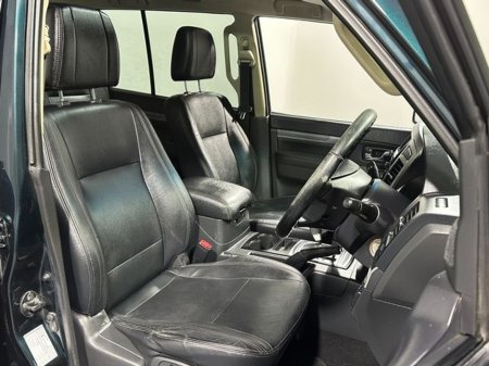 2017 Mitsubishi Pajero 3.2 DiD LWB 2 Seater N1 Commercial €27,500 thumbnail