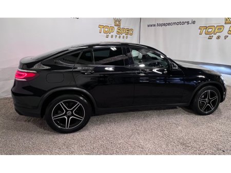 2020 Mercedes-Benz GL Class 200 D COUPE 5DR AUTO €38,900 thumbnail