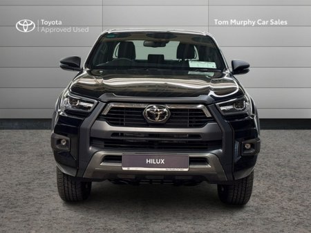 2026 Toyota Hilux Hilux 2.8 MHEV Invincible €49,972 thumbnail