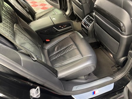 2018 BMW 7 Series - thumbnail 14