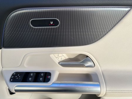 2024 Mercedes-Benz EQA - thumbnail 23