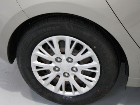 2016 Kia Ceed - thumbnail 25