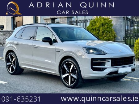 2024 Porsche Cayenne 3.0 V6 E-HYBRID==HIGH SPEC==