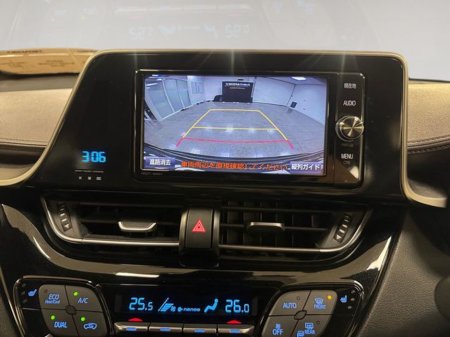 2017 Toyota C-HR - thumbnail 14