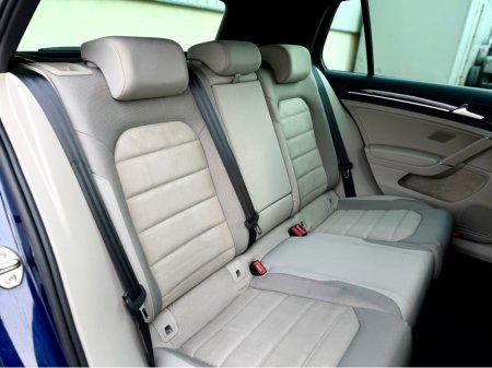 2018 Volkswagen Golf 1.6 HIGHLINE TDI D7F 115HP 5 5DR €21,950 thumbnail