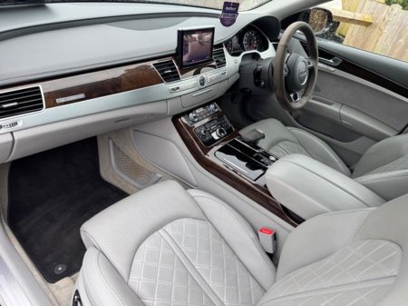 2014 Audi A8 - thumbnail 18