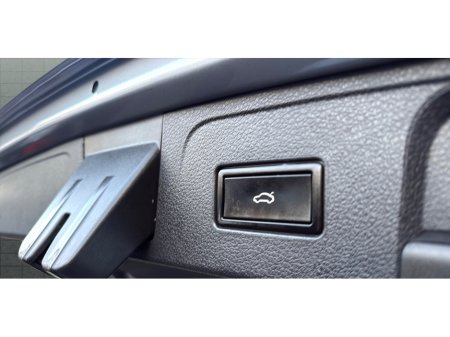 2018 Volkswagen Passat *HIGHLINE-65,000KM-HUGE SPEC-AUTO €22,900 thumbnail