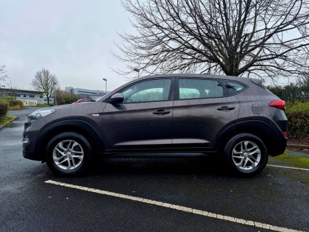 2017 Hyundai Tucson 1.7 D Comfort €12,999 thumbnail