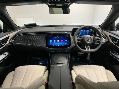 2026 Mercedes-Benz E Class 300de AMG - 19 Inch Alloys - Reversing Camera - Ambient Lighting - Sat Nav - Climate Control - Electric Heated Memory Seats - Keyless Start - Apple CarPlay/Android Auto €87,226