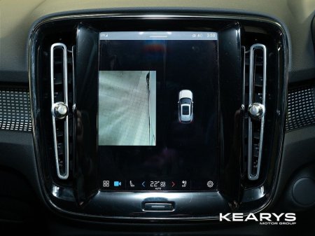 2022 Volvo XC40 - thumbnail 36