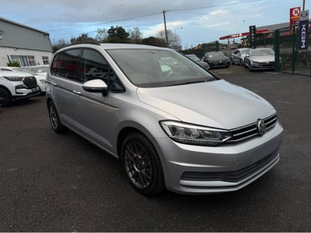 2016 Volkswagen Touran - thumbnail 2