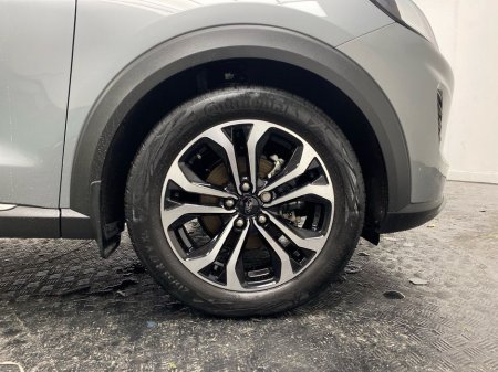 2025 Ford Puma - thumbnail 5