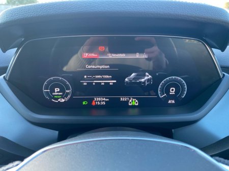 2022 Audi e-tron - thumbnail 10