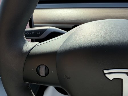 2023 Tesla Model Y - thumbnail 24