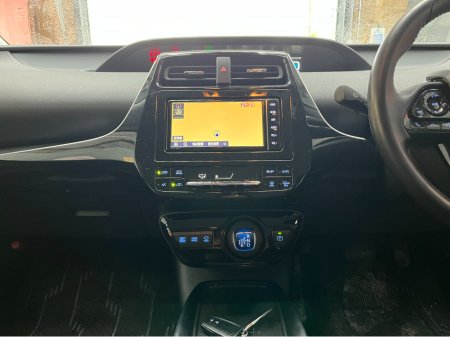 2021 Toyota Prius €20950 2021 TOYOTA PRIUS 1.8 AUTOMATIC / CRUISE CONTROL / 360° PARKING CAMERA AND MORE €20,950 thumbnail