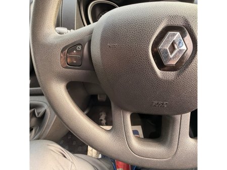 2021 Renault Trafic 2.0 High Spec €18,658 thumbnail