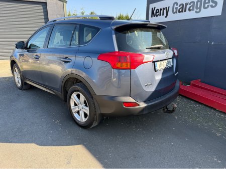 2014 Toyota Rav4 - thumbnail 5